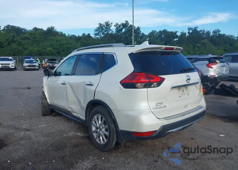 2017 Nissan Rogue Sv z USA, uszkodzony, nr VIN 5N1AT2MT7HC839922